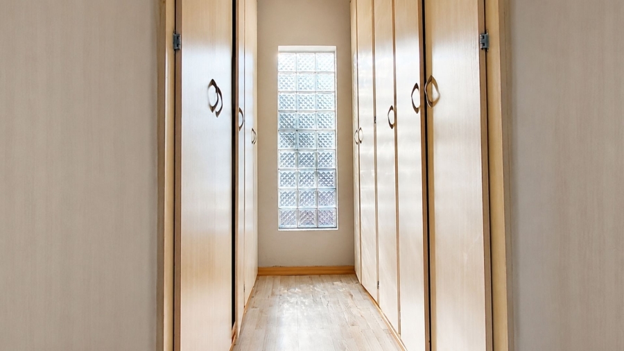 4 Bedroom Property for Sale in Safari Gardens North West